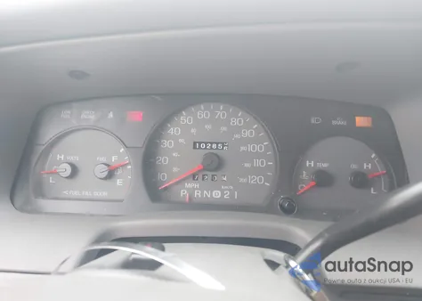 1999 Mercury Grand Marquis Gs z USA, uszkodzony, nr VIN 2MEFM74W5XX683782